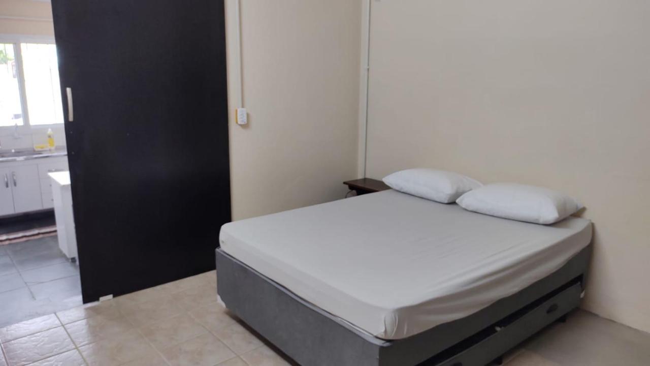 Kitnet Confortavel Villa Ubatuba Luaran gambar